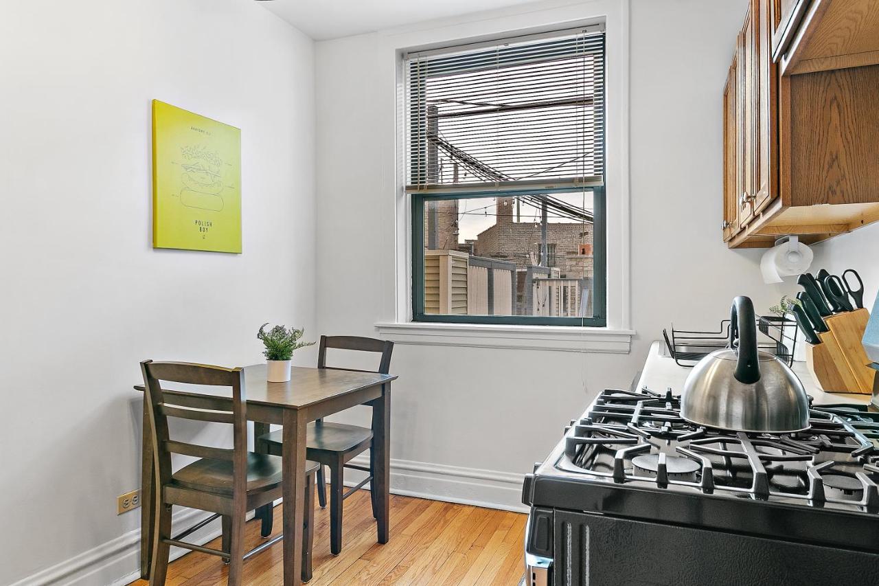 Your 1br Homey Haven In Vibrant - Larchmont 1a-3a Apartment *